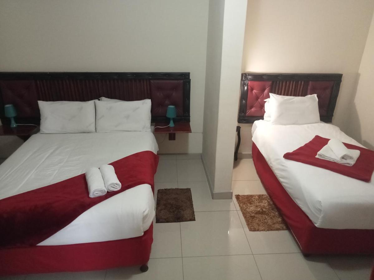 Emampingeni Lodge Bizana Zewnętrze zdjęcie