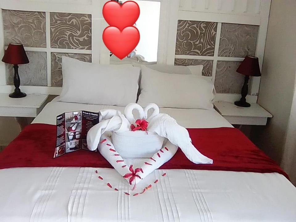 Emampingeni Lodge Bizana Zewnętrze zdjęcie