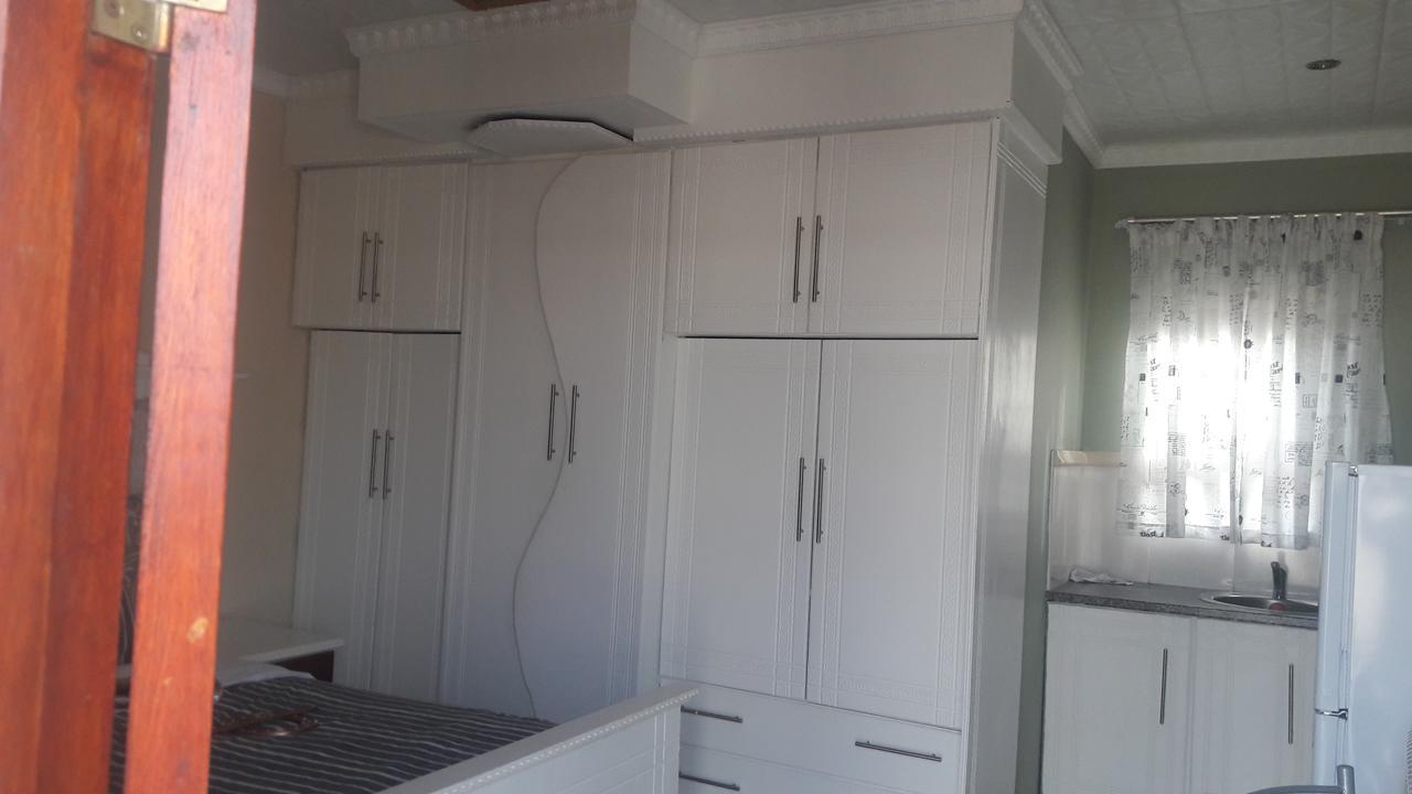 Emampingeni Lodge Bizana Zewnętrze zdjęcie